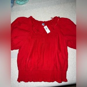 Old navy NWT red shirt